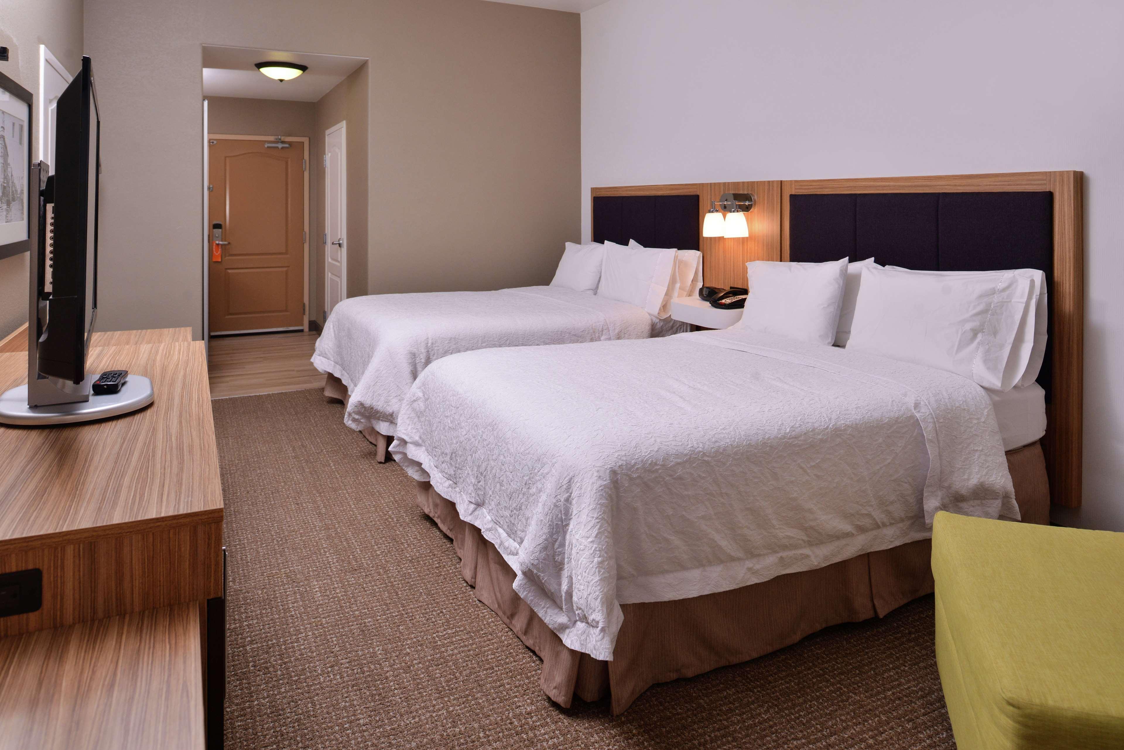 Hampton Inn & Suites Woodland-Sacramento Area Exterior photo