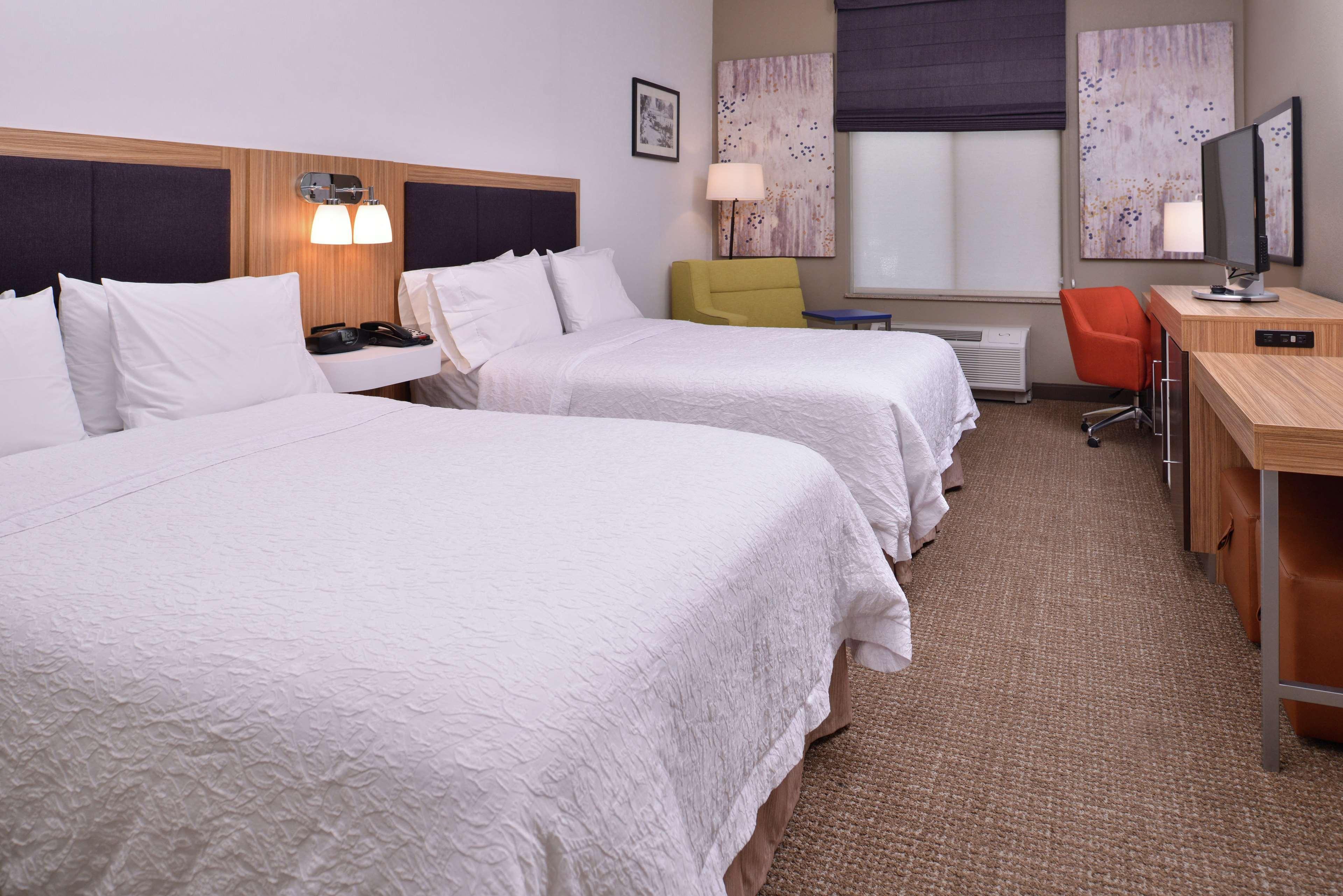 Hampton Inn & Suites Woodland-Sacramento Area Exterior photo